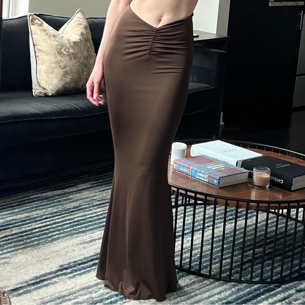 Bodycon chocolate skirt